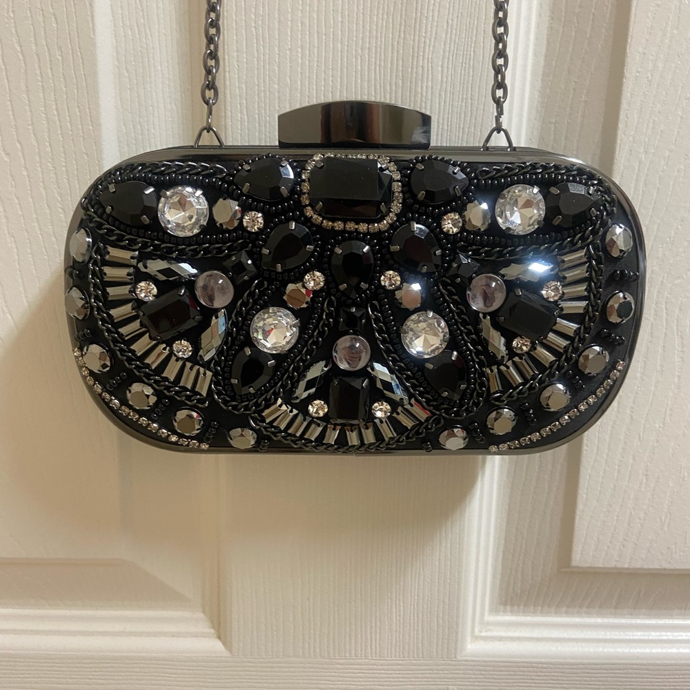 Elegant Black Beaded Purse with Chain Strap
